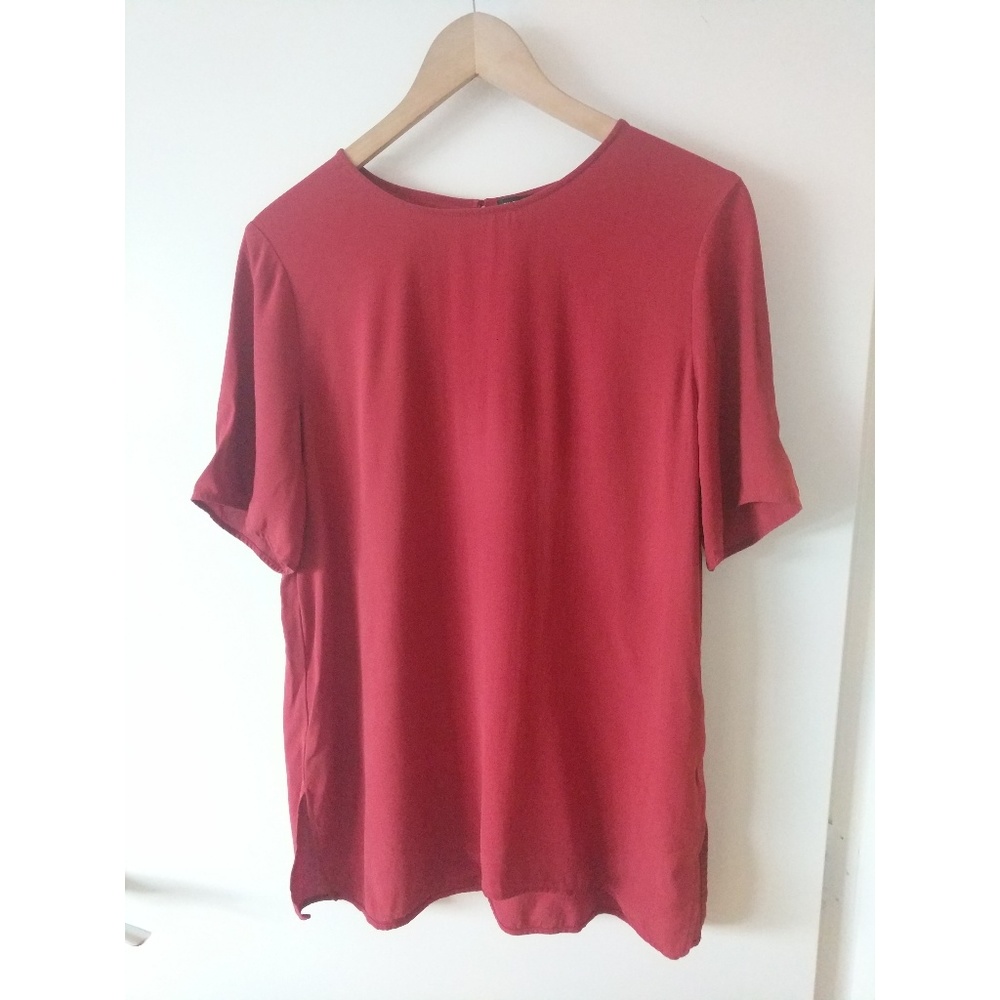 Eileen Fisher - Rust Silk Tee - Medium